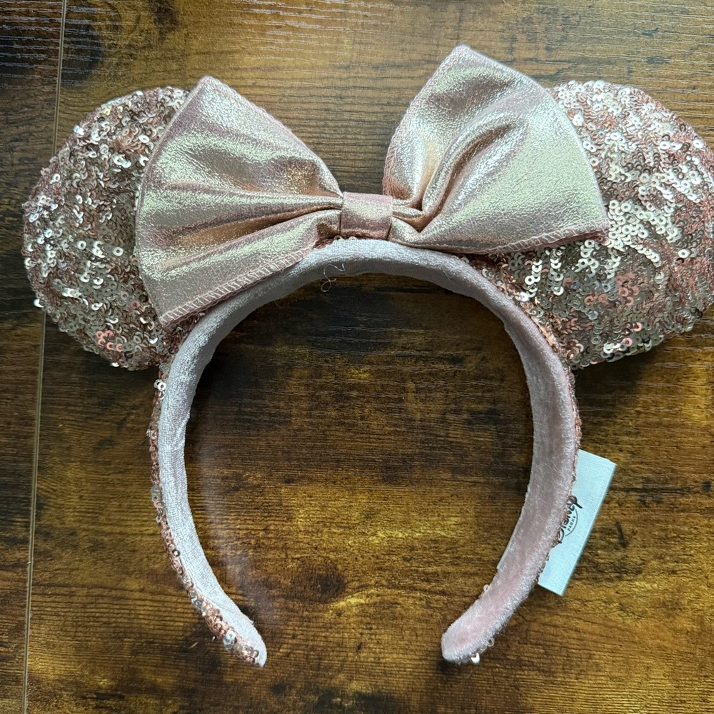 Rose Gold Walt Disney World Minnie Ears
